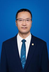 王永平
高中生物教师
从教24年，连续多年先后担任高三毕业班班主任、高三年级主任、高中德育主任等，积累了丰富的教学和管理经验。曾获 “全国中学生生物联赛优秀指导老师”“优秀班主任”“优秀教师”等荣誉称号。