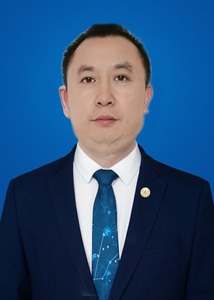 温平
高中地理教师
曾担任成都七中实验学校高中地理备课组组长、广安友实学校地理学科组长，广安市地理名师工作室成员。有多年高三地理教学经历，有多篇文章在《四川招生考试报》发表，曾多次参四川省高考地理阅卷工作。